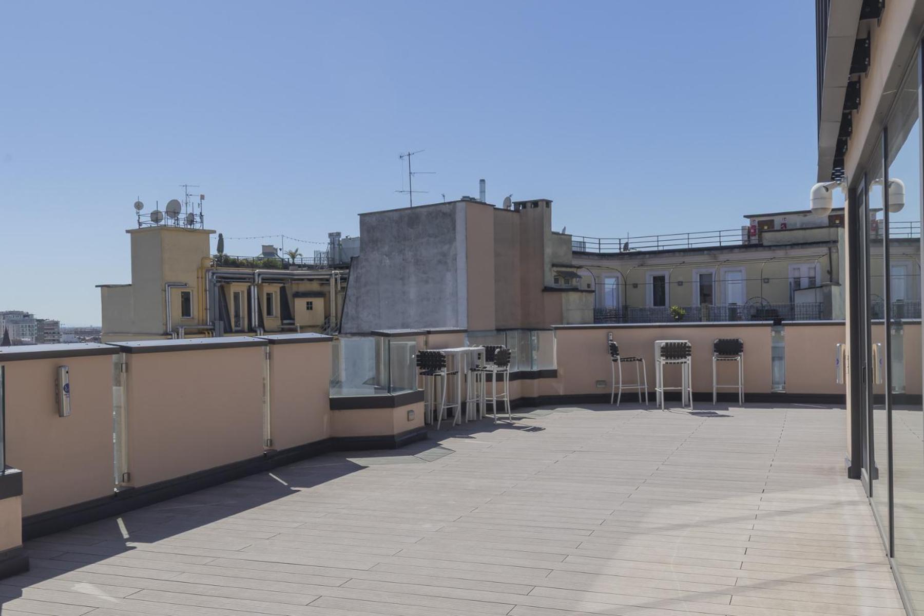 San Babila Central Tower With Panoramic Terrace Overlooking Duomo By Rentopolis Milano Exterior foto